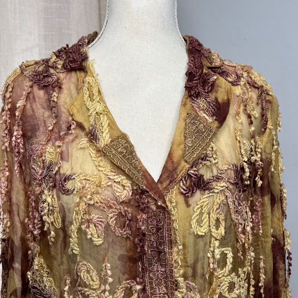 Sandy Starkman Tassle Applique Blouse Button Front Women's Size Medium Brown/Tan - Picture 4 of 9